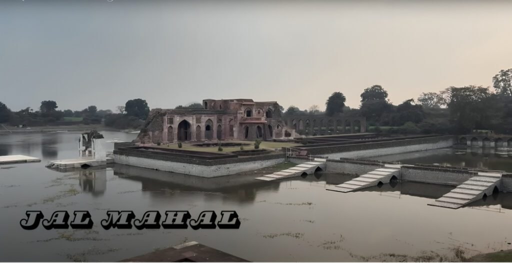 Jal Mahal, Mandu